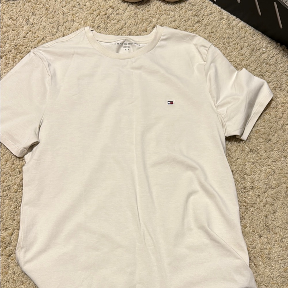 Tommy Hilfiger Men's Cream Short Sleeve Tee